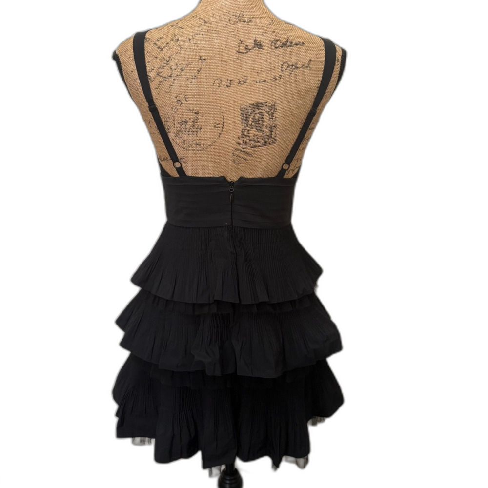 BCBGMAXAZRIA Tiered Pleated Ruffle Cocktail Mini Dress Black Chic LBD Size 2 - Picture 4 of 6